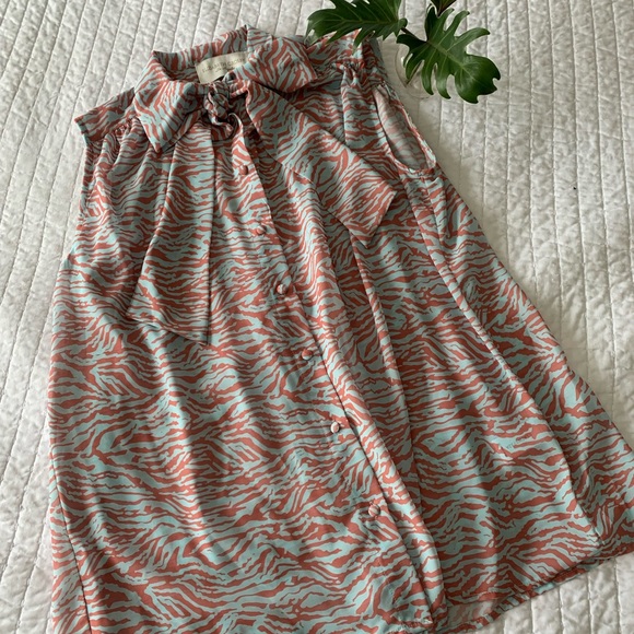 Zebra print tie blouse - Picture 1 of 4